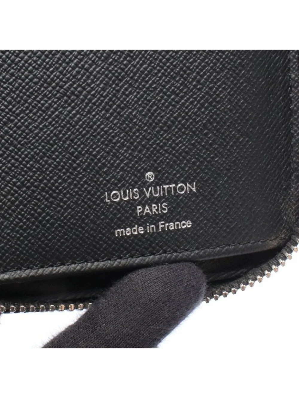 Louis Vuitton Round Wallet Zippy Vertical Taiga Ardoise Leather
